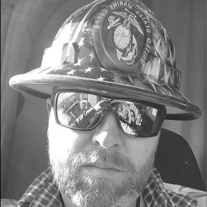 Meet your Posher, Christopher